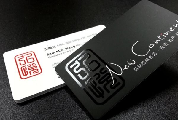 1000 Business Cards, Rounded Corner Spot UV Matt Lamination 400gsm